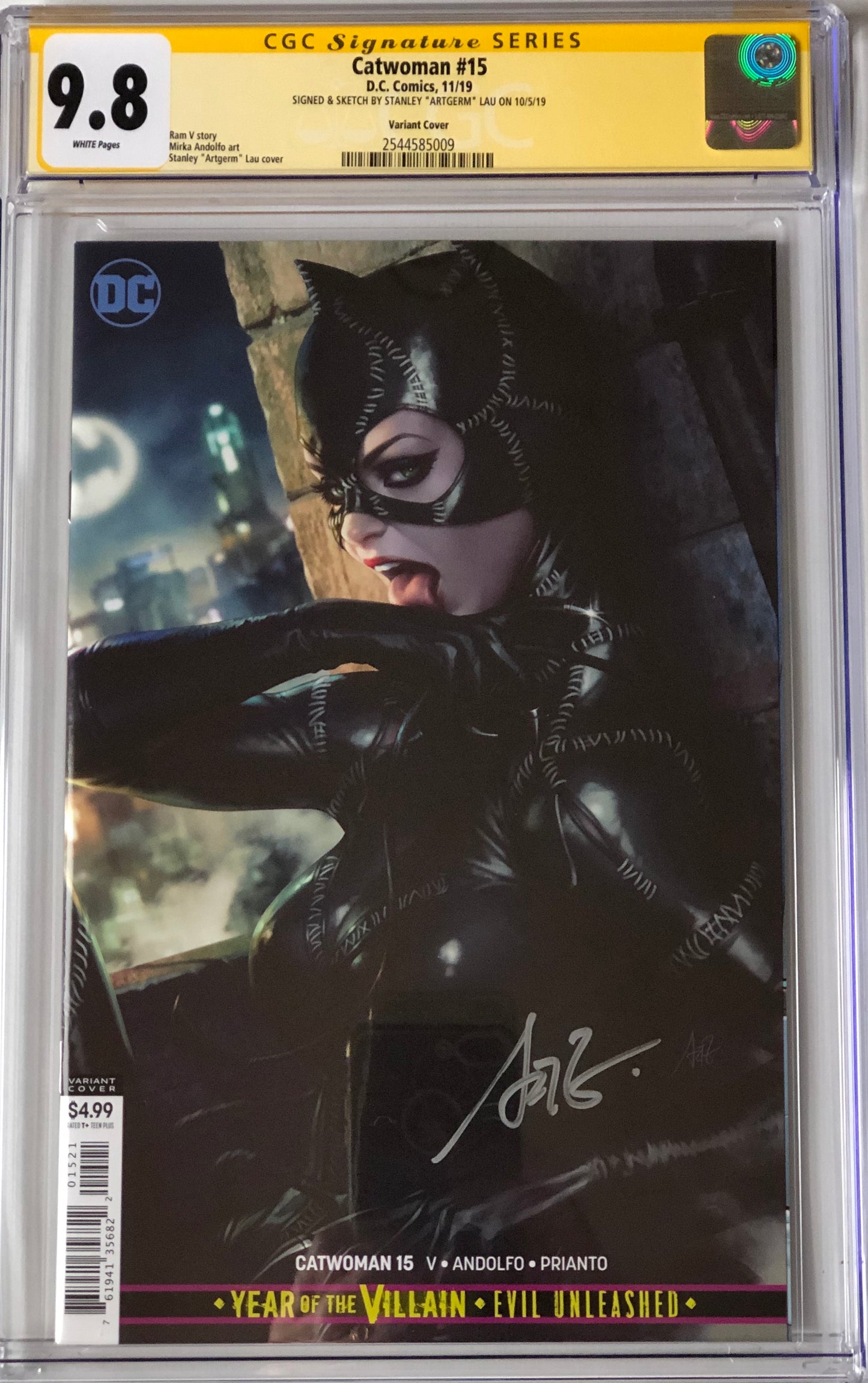 Catwoman #15 signed by Stanley Artgerm Lau CGC 9.8