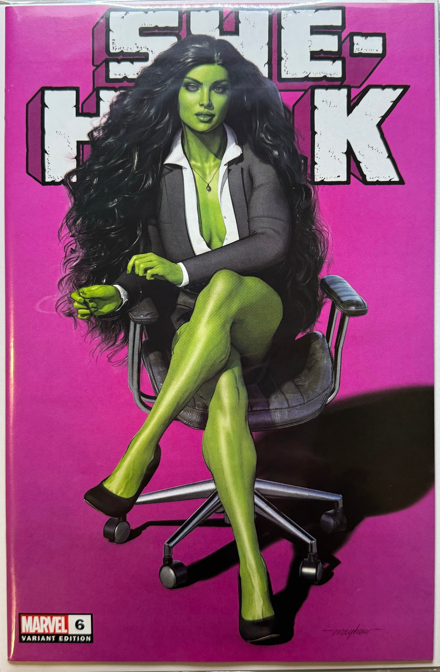 She-Hulk - Vol4 #6- Cover C - Mike Mayhew Limited 1-800 Variant