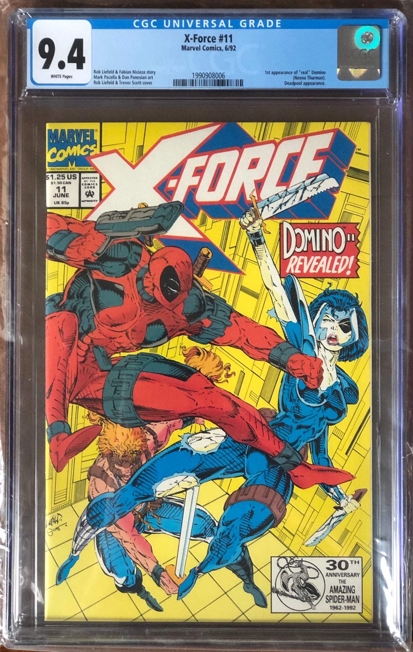 X-force #11 - CGC 9.4 - First Real Appearance of Domino